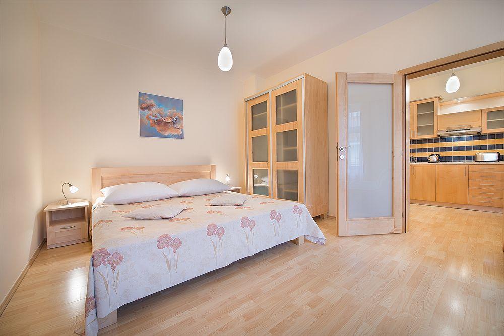 Andel Apartments Praha Экстерьер фото
