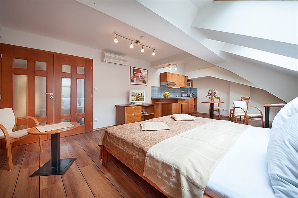 Andel Apartments Praha Экстерьер фото