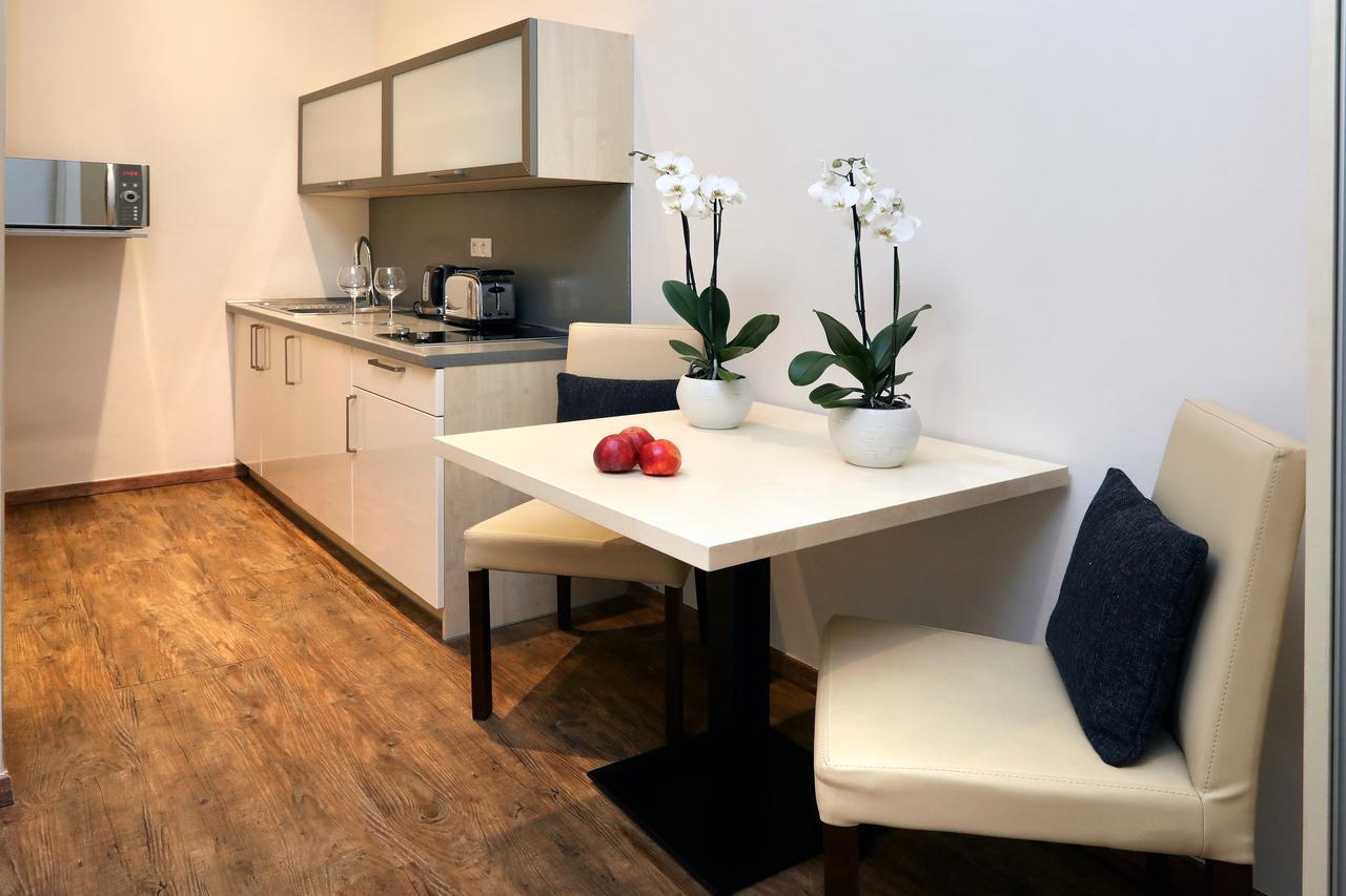 Andel Apartments Praha Экстерьер фото