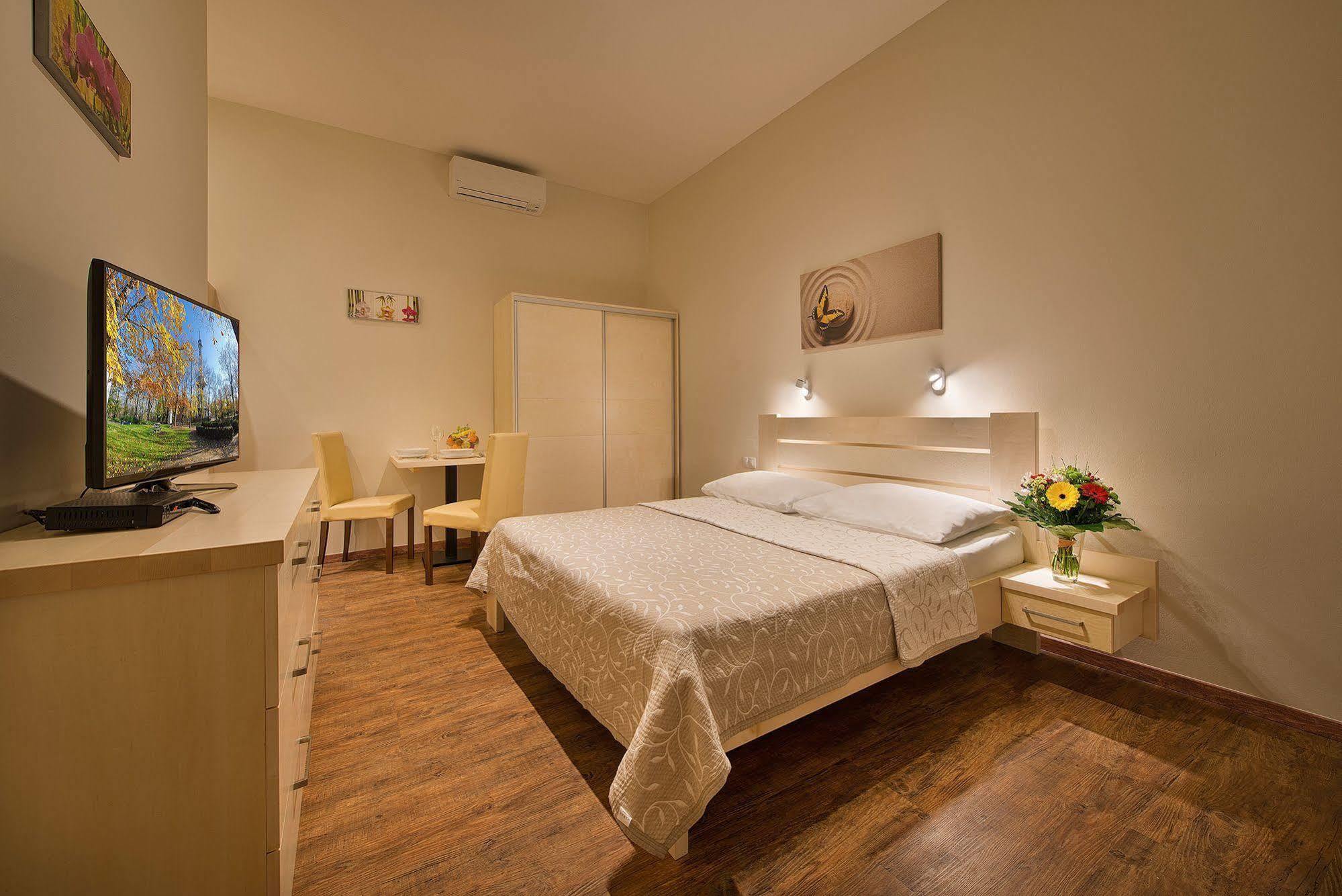 Andel Apartments Praha Экстерьер фото
