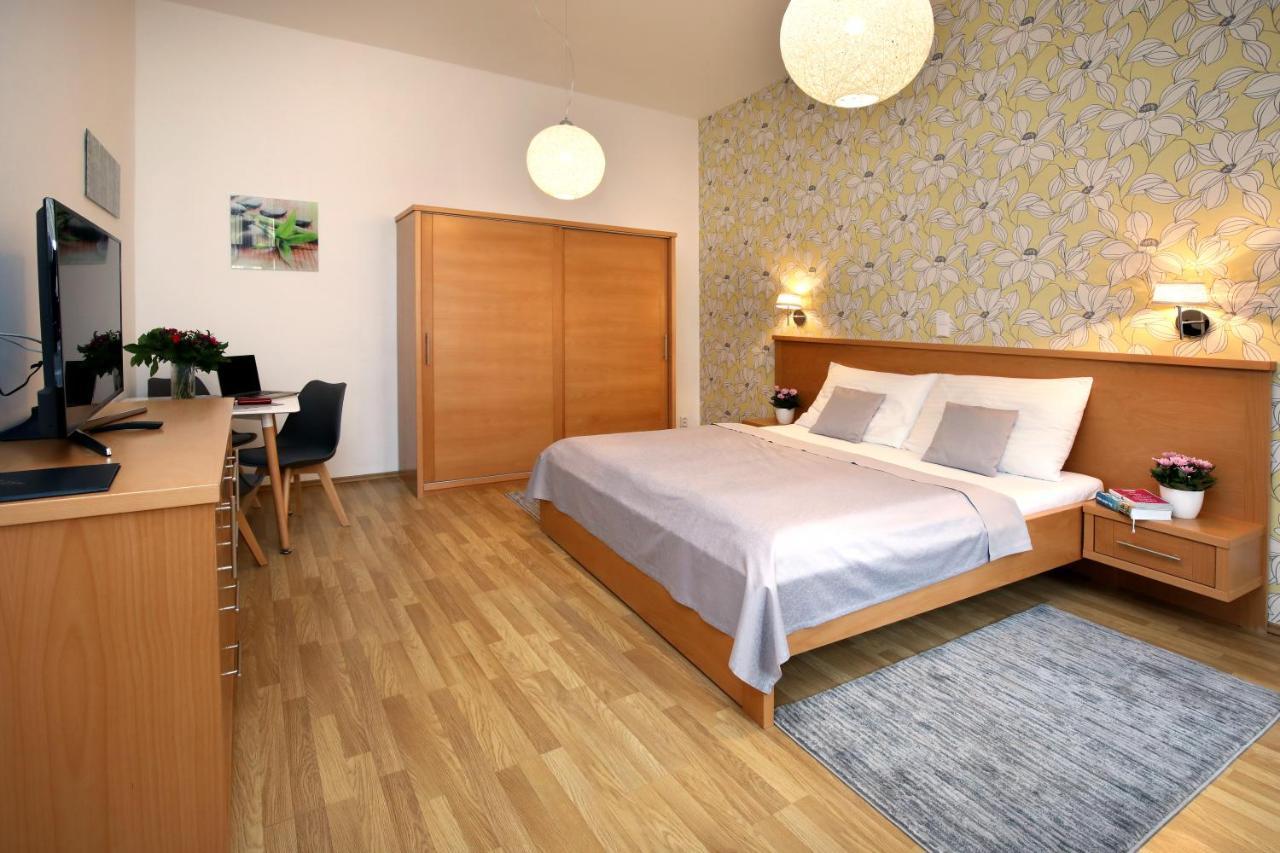 Andel Apartments Praha Экстерьер фото